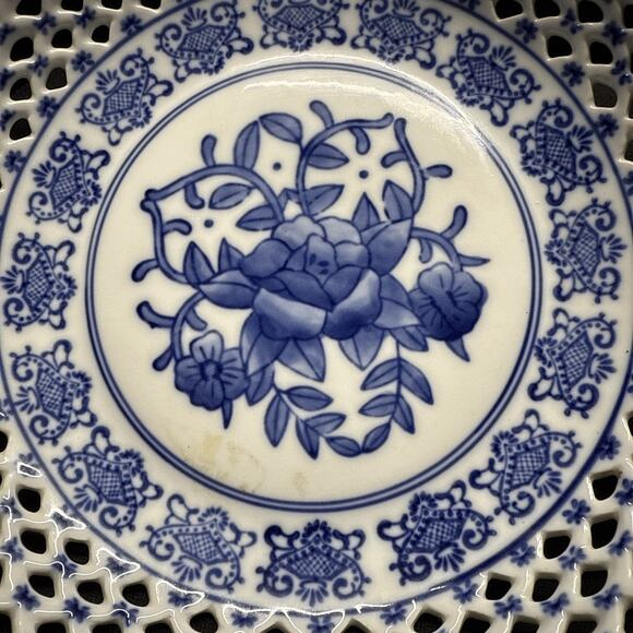 Blue And White Lace Bowl 10 Inches Diameter Centerpiece Statement piece - Picture 3 of 16